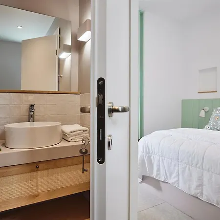 Kanala Aparthotel 2*