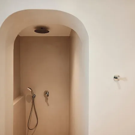 Lejlighedshotel Kanala 4*