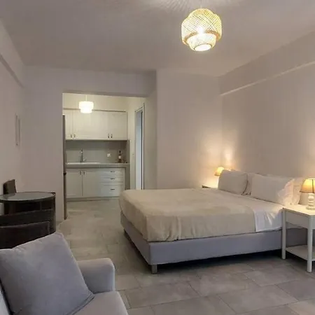 Kanala 4* Kithnos