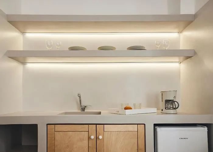 Kanala Aparthotel 4*